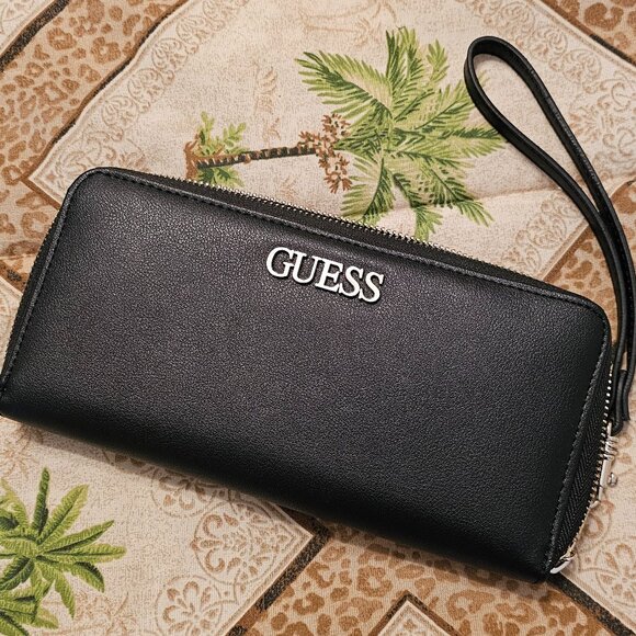 Guess Large Black Zip Around Wallet NEW - Picture 1 of 3